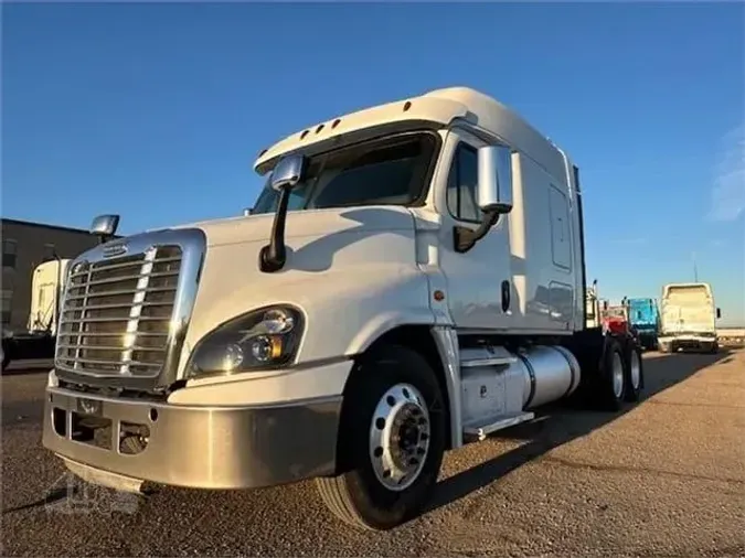 2017 FREIGHTLINER CASCADIA 125cf5e081984a52b52e5eca0ffedfc817b