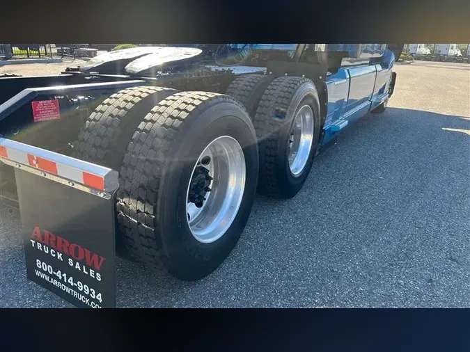 2019 VOLVO VNL860cf64487eb99a16adbba13da965b9a50d