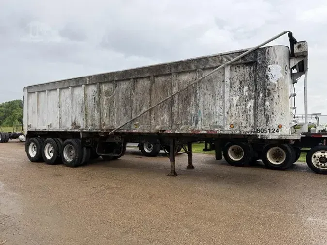 2005 MAC TRAILER MFG 