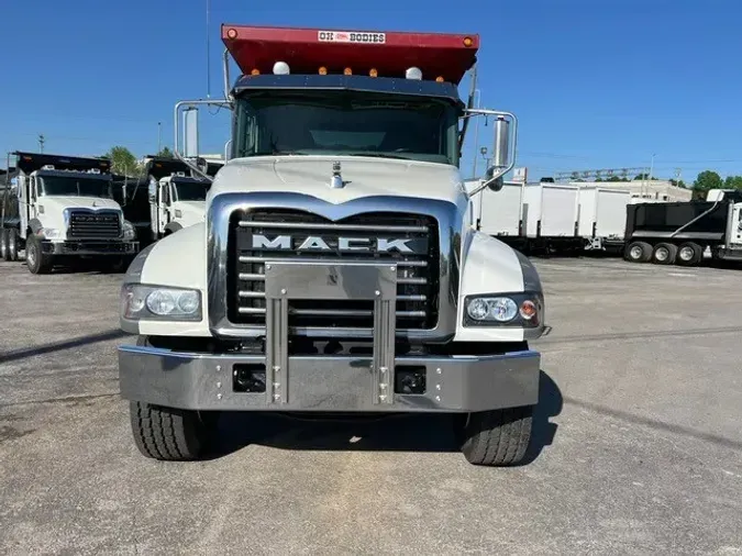 2023 Mack GR64F M359