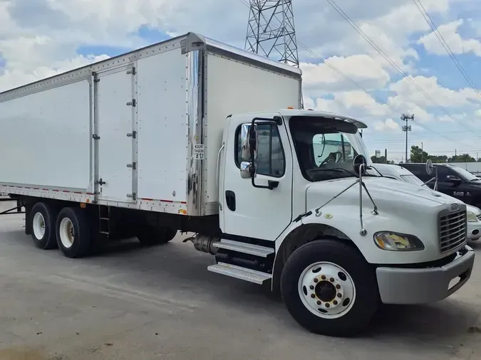 2019 FREIGHTLINER M2 106