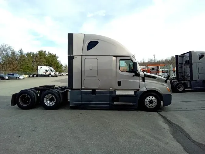 2021 Freightliner Cascadia