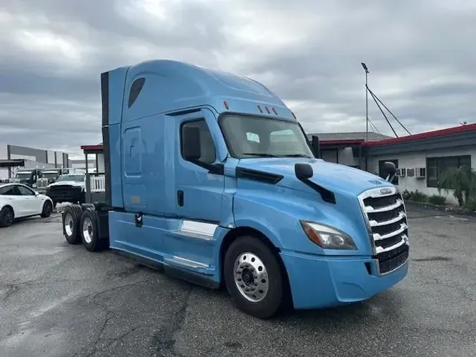 2021 Freightliner Cascadia