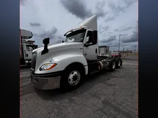 2019 NAVISTAR INTERNATIONAL LT625 DAYCAB T/A