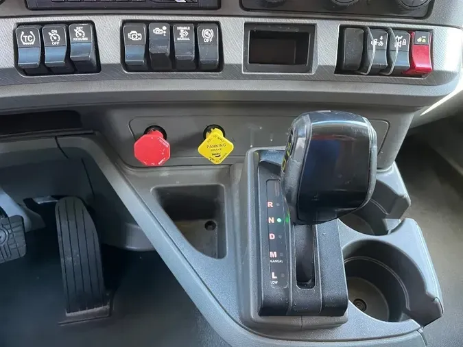 2016 KENWORTH T680