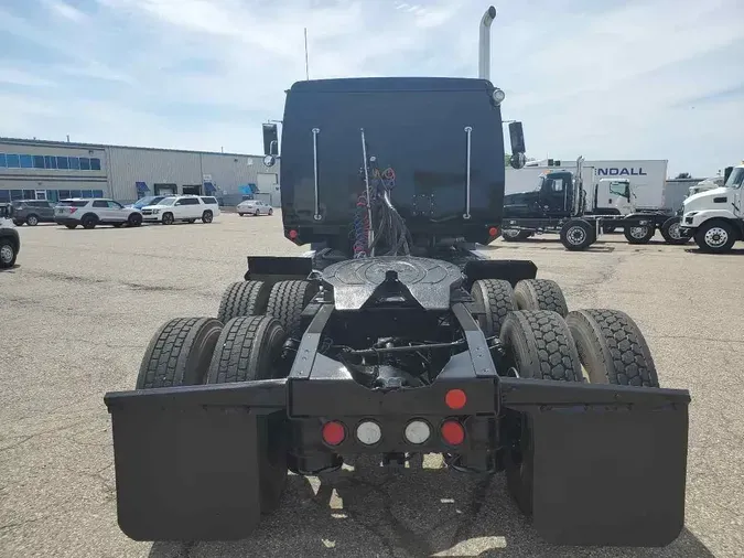 2011 WESTERN STAR 4900