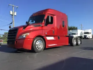 2019 FREIGHTLINER CA126