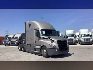 2022 Freightliner Cascadia