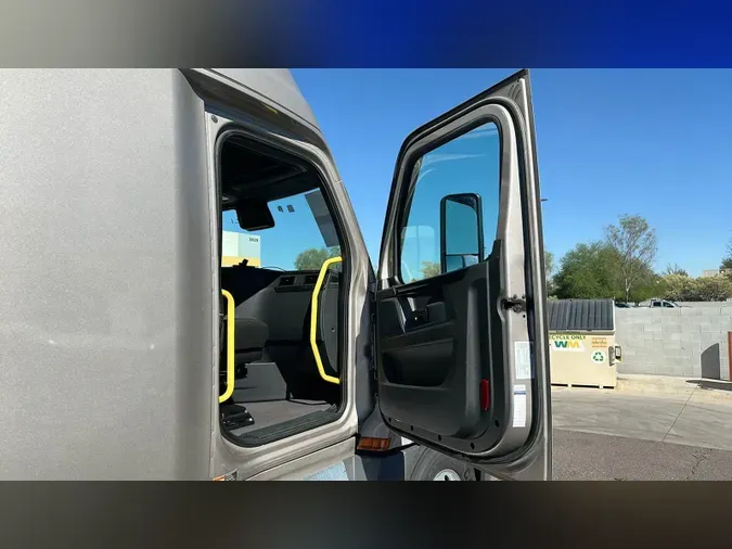 2024 Freightliner Cascadia 126cf819461ad6181e4c5e5d6413bcbe130