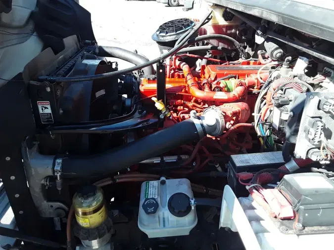 2019 FREIGHTLINER/MERCEDES M2 106cf82848fea183a21a28f1ec3632d6c04