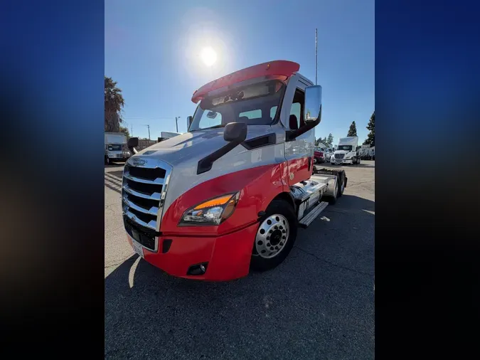 2022 FREIGHTLINER/MERCEDES NEW CASCADIA 116