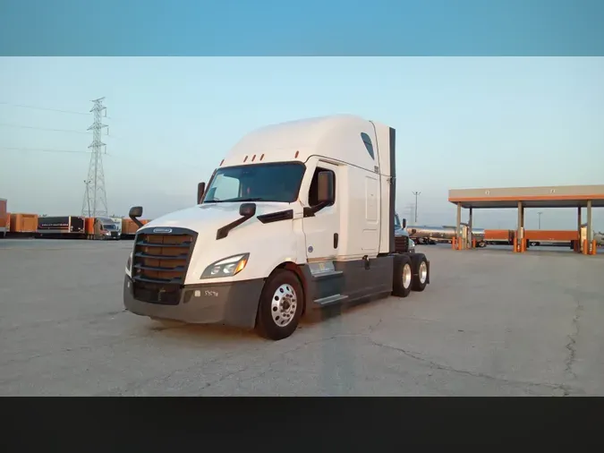 2023 Freightliner Cascadia 126cf83790e9c69b5b583016d0eecf8082b