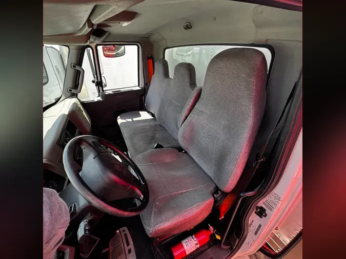 2019 NAVISTAR INTERNATIONAL 4300