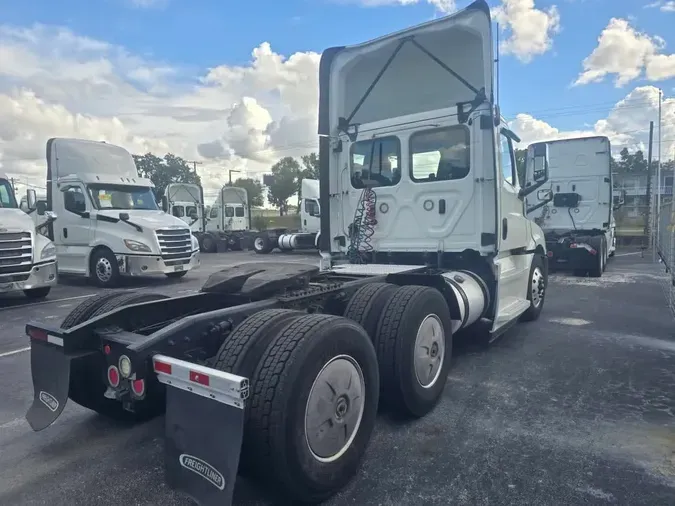2019 FREIGHTLINER/MERCEDES NEW CASCADIA PX12664cf878ab8edbd3201842f5cb5a95f82f4