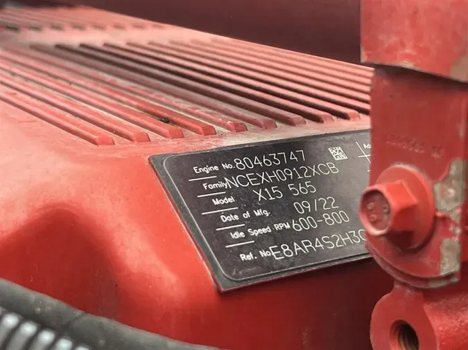 2023 Peterbilt 389