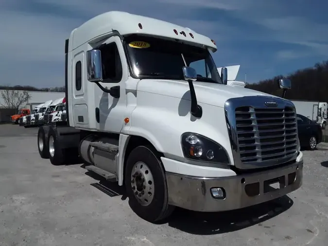2018 FREIGHTLINER/MERCEDES CASCADIA 125