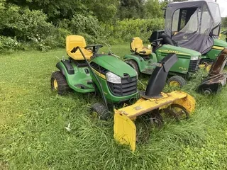 2015 John Deere D130