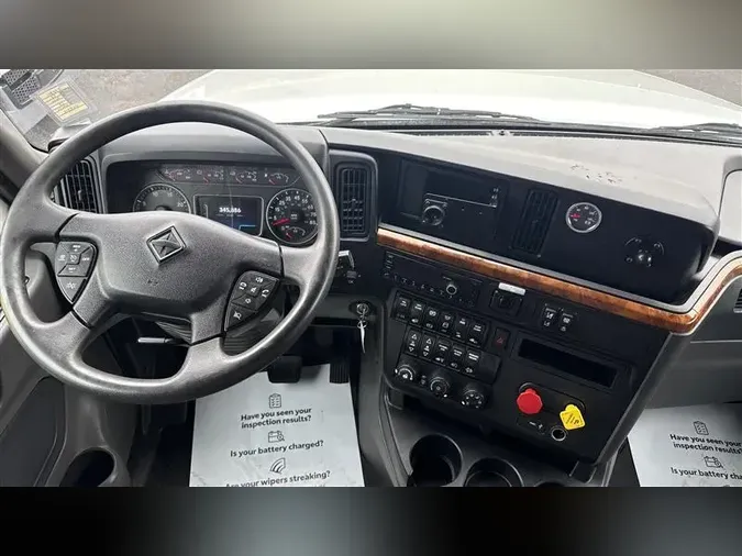 2022 INTERNATIONAL LT