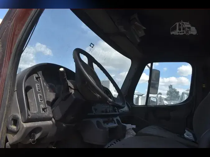 2014 FREIGHTLINER BUSINESS CLASS M2 106