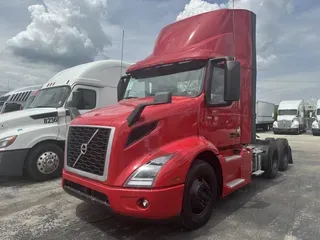 2020 Volvo VNR64T300