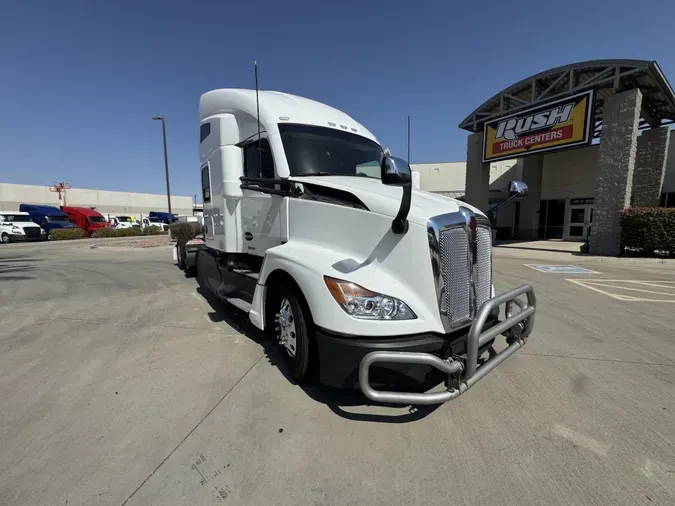 2023 Kenworth T680