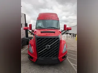 2026 VOLVO VNL64T860