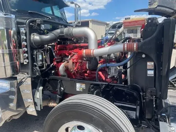 2022 Peterbilt 389