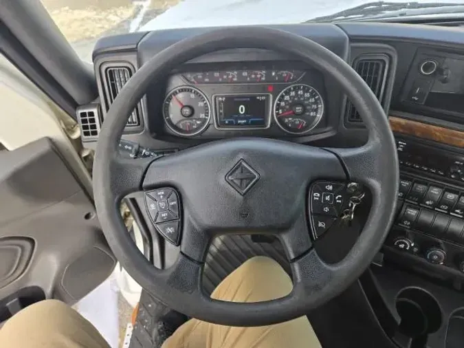 2020 International LT625cfa3170f23118517b2841d1e30fa1070