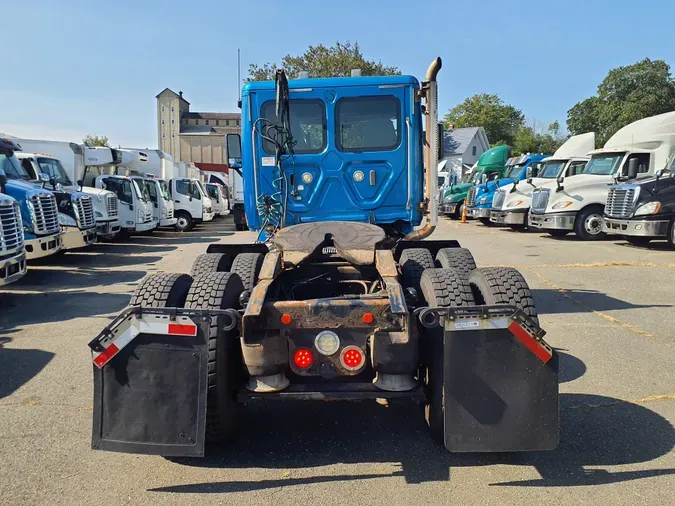 2018 FREIGHTLINER/MERCEDES CASCADIA 125