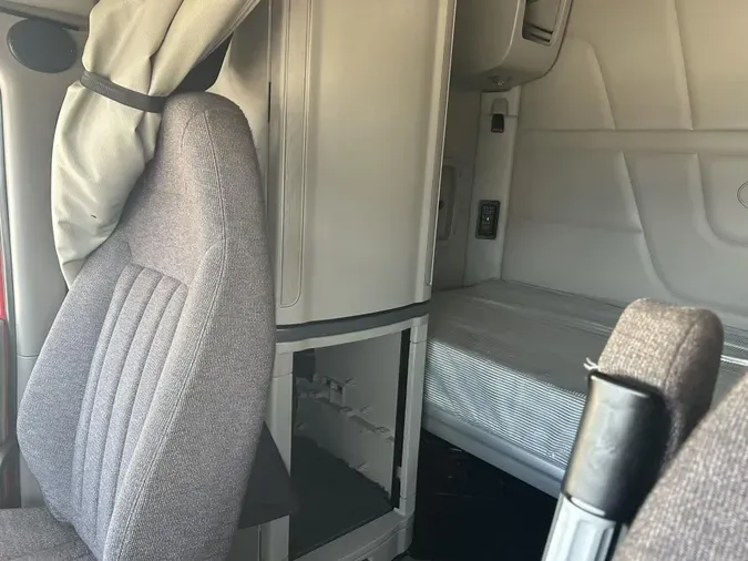2018 Peterbilt 579
