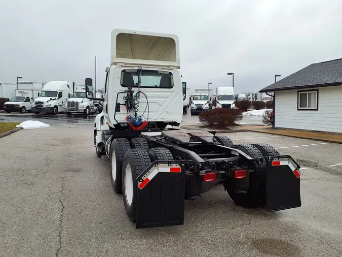 2019 NAVISTAR INTERNATIONAL LT625 DAYCAB T/A