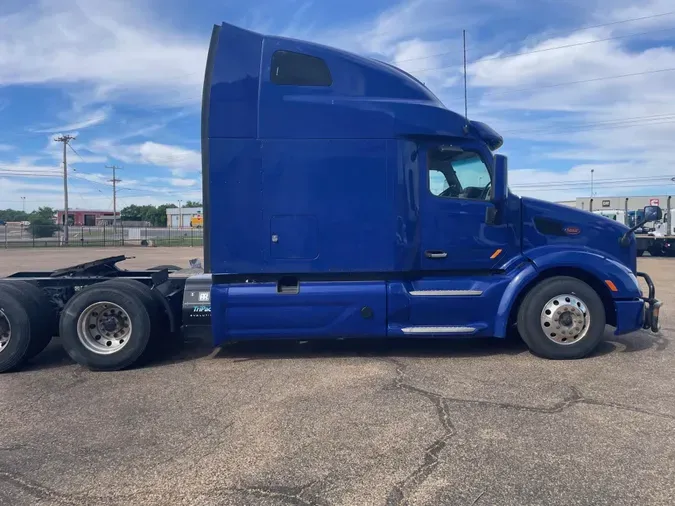 2022 Peterbilt 579