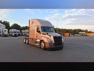 2023 Freightliner Cascadia 126