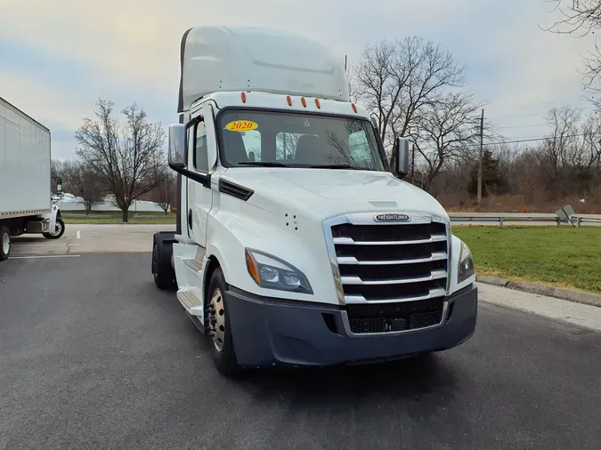 2020 FREIGHTLINER/MERCEDES NEW CASCADIA 126