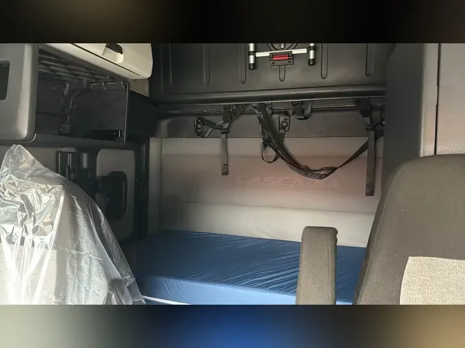 2021 Freightliner Cascadia
