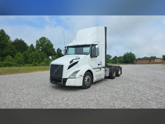 2018 Volvo VNL300
