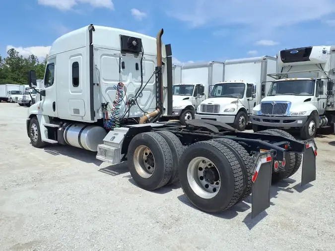 2019 FREIGHTLINER/MERCEDES CASCADIA 125