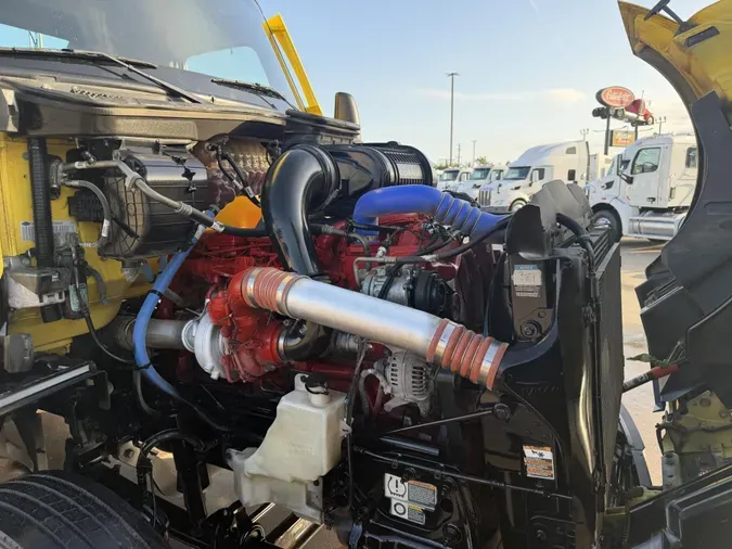 2023 Peterbilt 579cfb50f35dcd7a2da80266fea7483e6c2