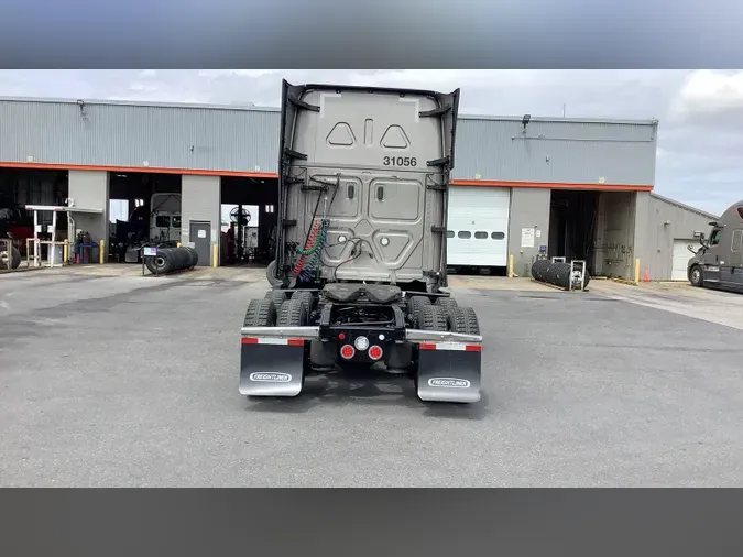 2024 Freightliner Cascadia