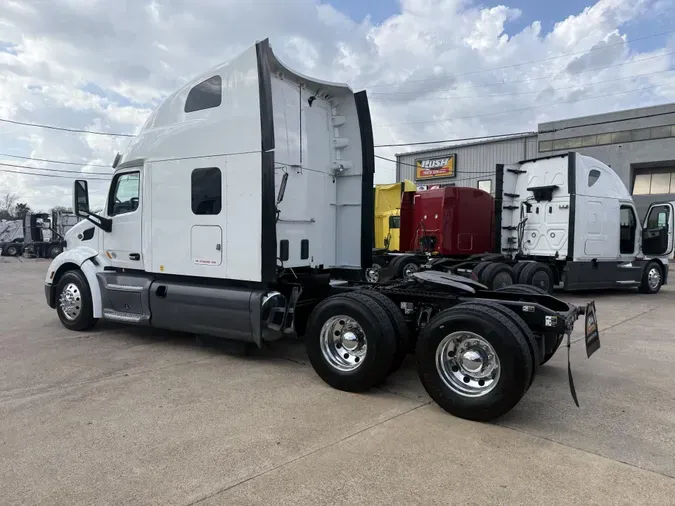 2021 Peterbilt 579