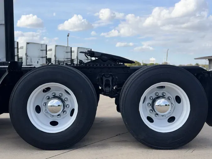 2024 Kenworth T680