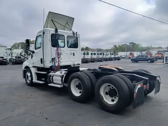2019 FREIGHTLINER/MERCEDES NEW CASCADIA PX12664