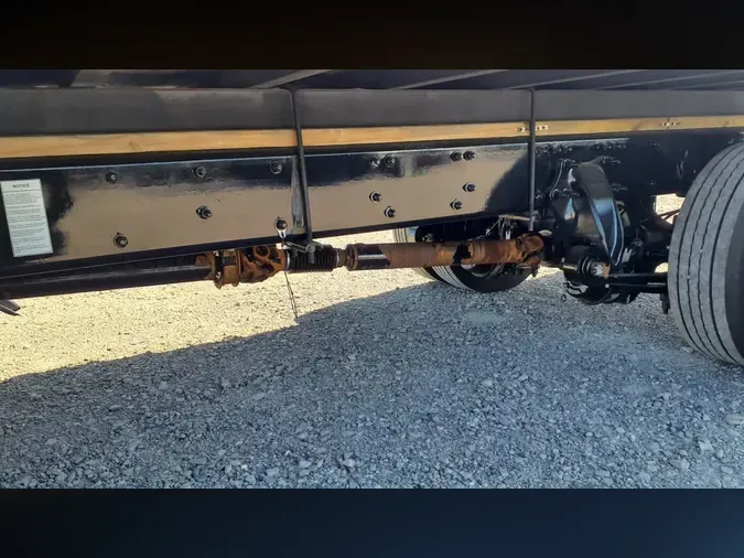 2020 FREIGHTLINER/MERCEDES M2 106