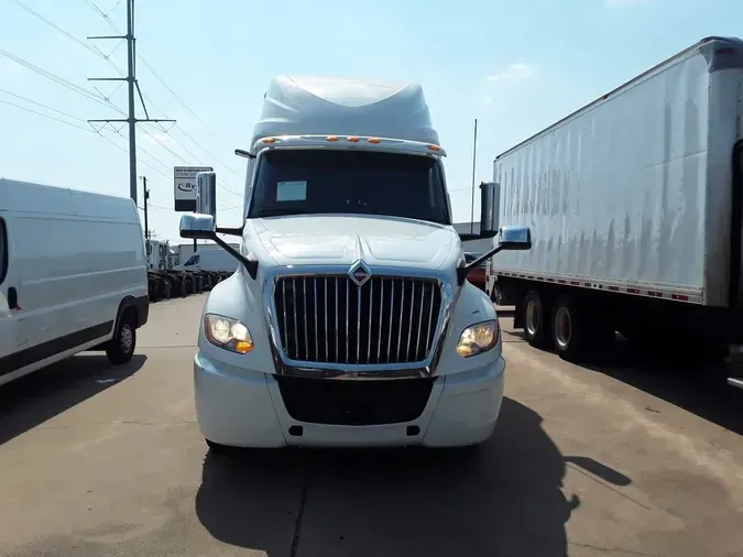2019 NAVISTAR INTERNATIONAL LT625 SLPR CAB