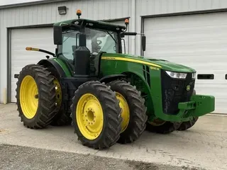 2019 John Deere 8320R