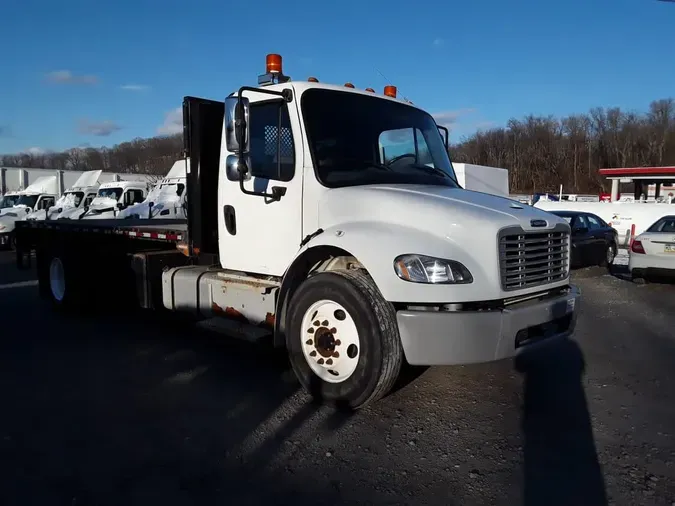 2018 FREIGHTLINER/MERCEDES M2 106
