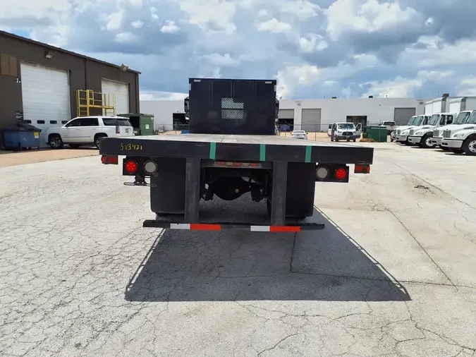 2013 FREIGHTLINER M2 106