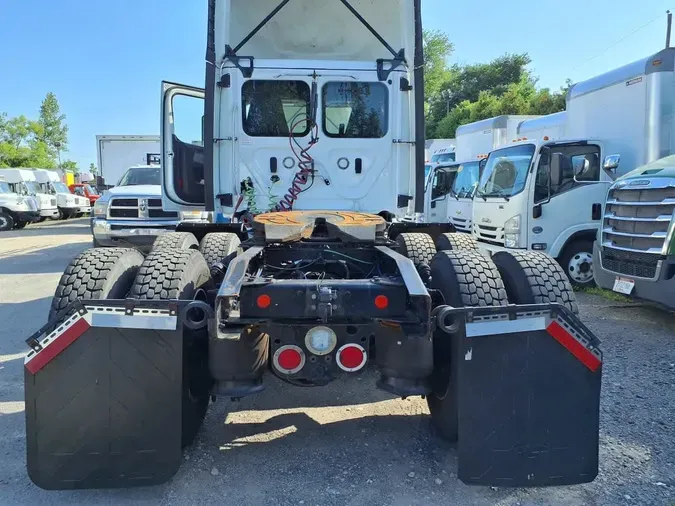2019 FREIGHTLINER NEW CASCADIA PX12664