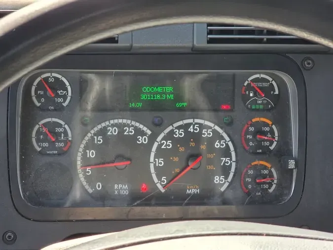 2016 FREIGHTLINER/MERCEDES CASCADIA 125