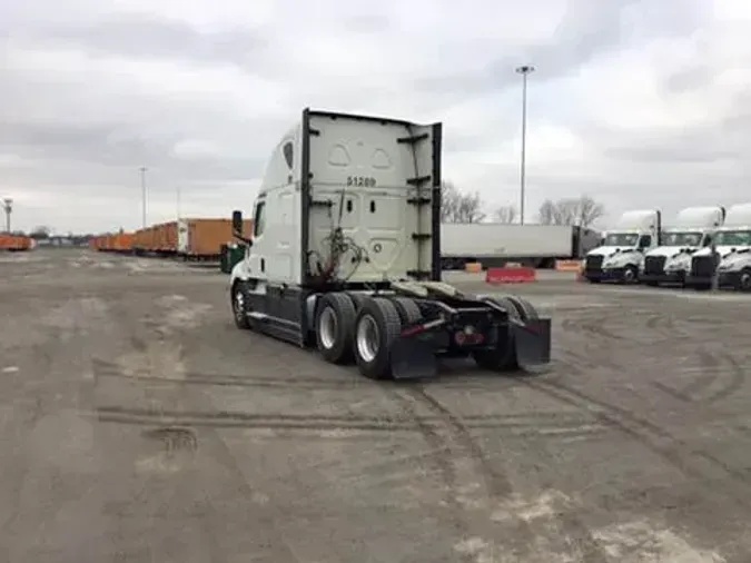 2021 Freightliner Cascadia